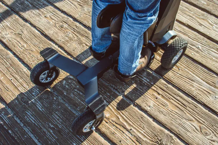 Tek RMD - Standing Mobility Outdoors